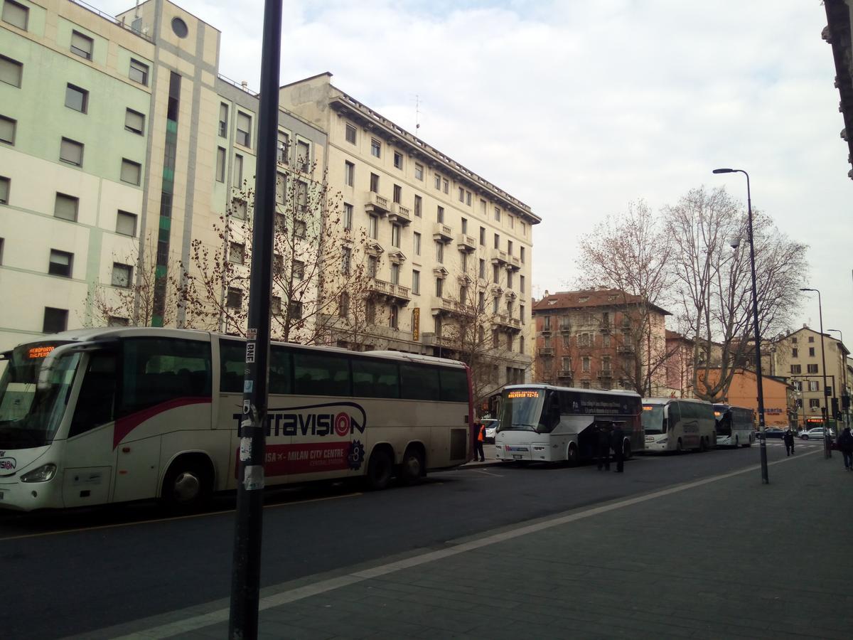 Hotel Ada Milano Exterior foto